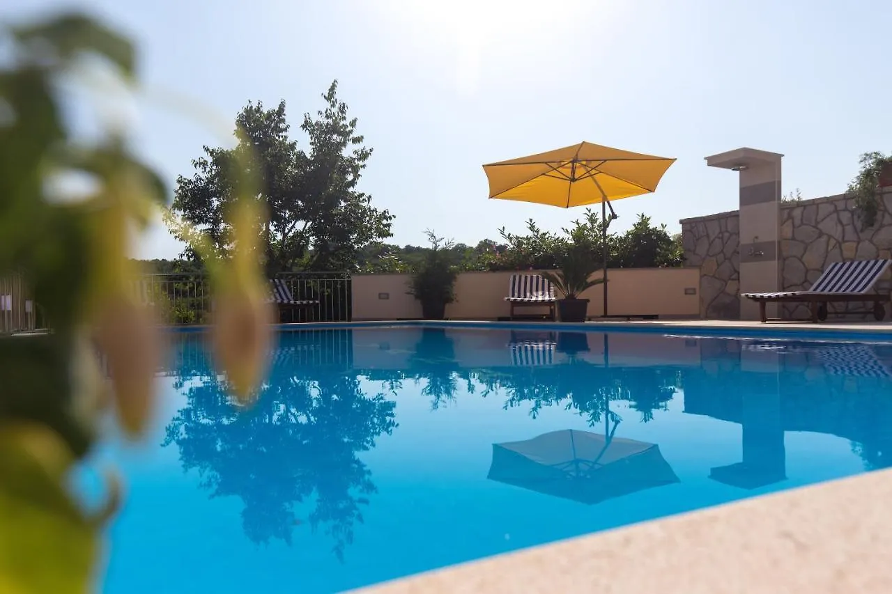 Apartments With Pool Ivana Krk Krk Town Horvátország