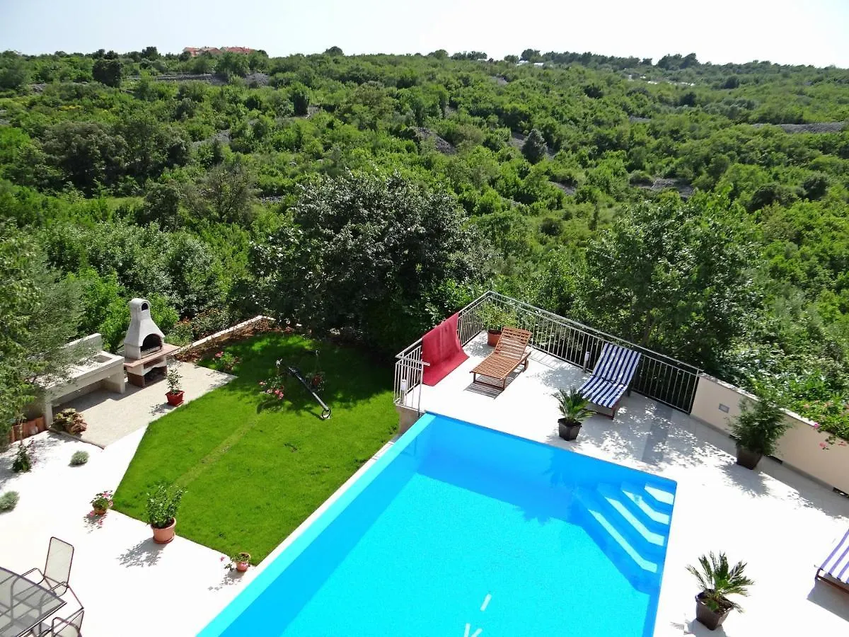 Apartments With Pool Ivana Krk Krk Town 0*,